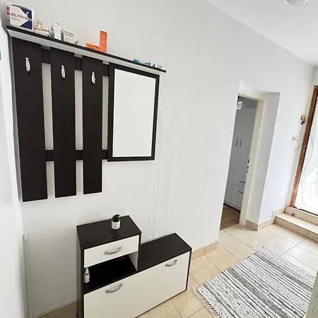 Lana 公寓 扎达尔